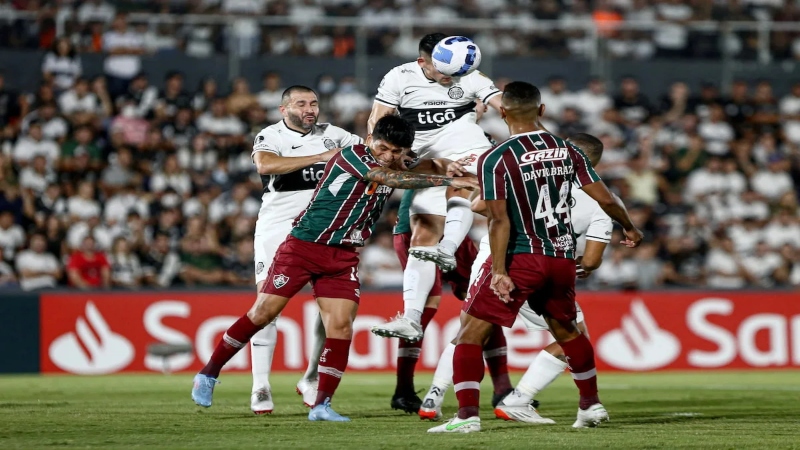 Fluminense e Olimpia se enfrentaram na Pré-Libertadores no ano passado