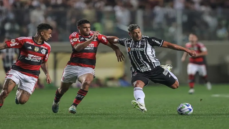 Flamengo x Red Bull Bragantino: onde assistir, escalações e arbitragem